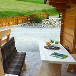 For 3 People With Terrace Łapsze Niżne